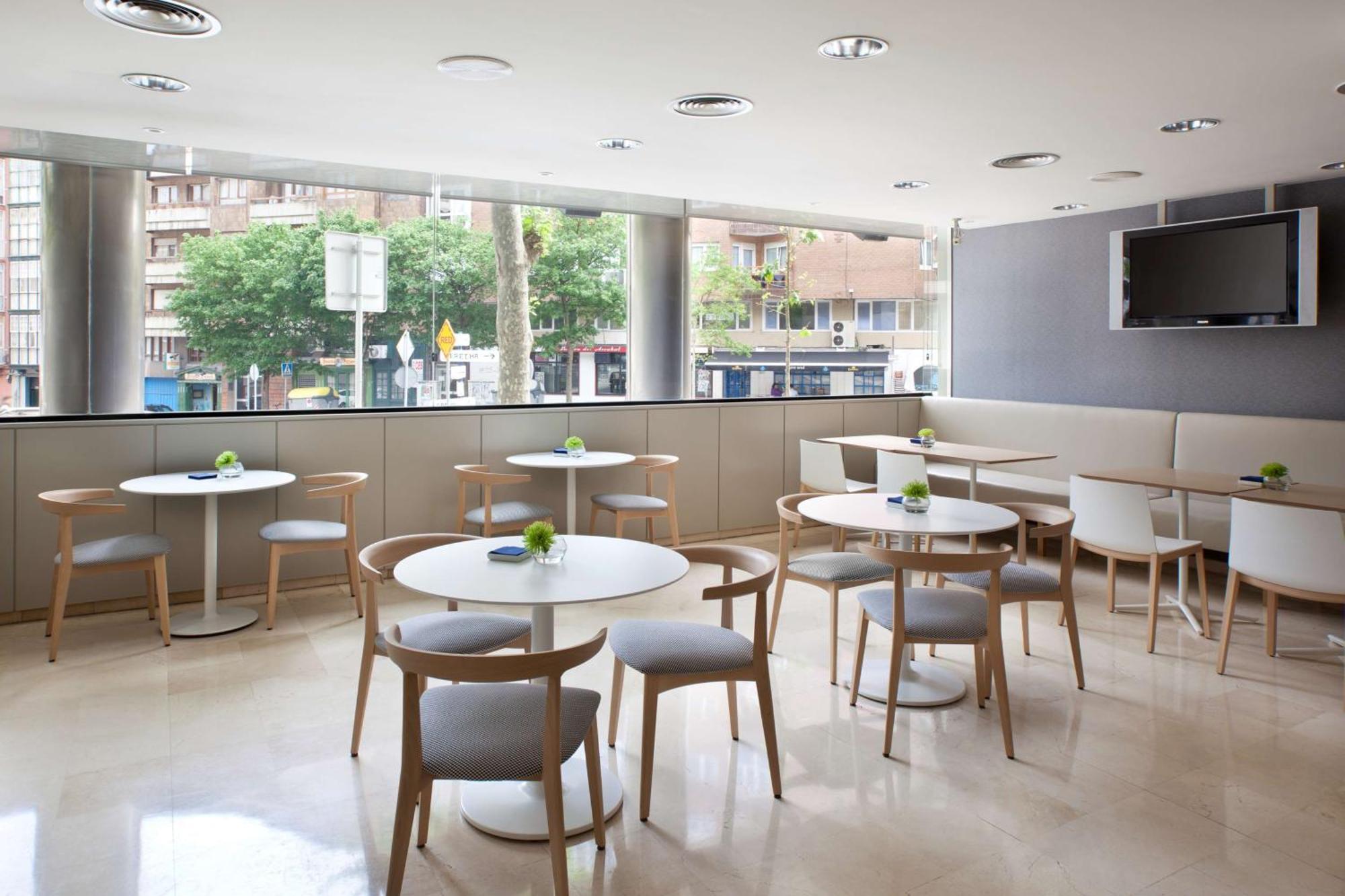 Nh Ciudad De Santander Hotel Екстериор снимка