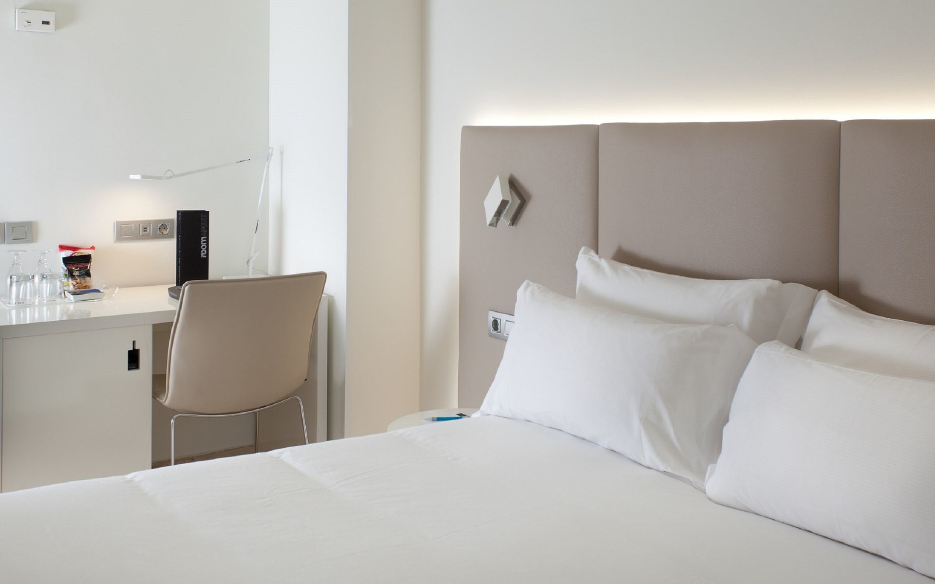 Nh Ciudad De Santander Hotel Екстериор снимка